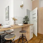 Jasne Studia Very Berry W Centrum Poznania By Renters شقة *