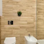 Jasne Studia Very Berry W Centrum Poznania By Renters Apartment