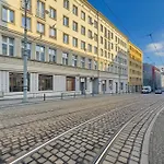 Jasne Studia Very Berry W Centrum Poznania By Renters Apartment Posen
