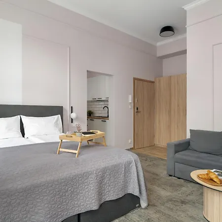 Lejlighed Jasne Studia Very Berry W Centrum Poznania By Renters Poznań