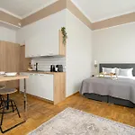Appartamento Jasne Studia Very Berry W Centrum Poznania By Renters