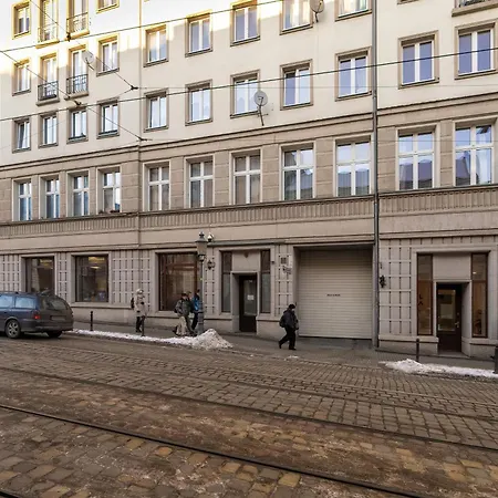 Jasne Studia Very Berry W Centrum Poznania By Renters Apartamento Poznan