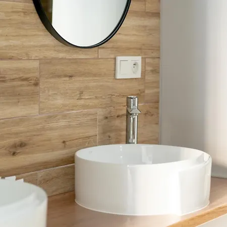 Apartament Jasne Studia Very Berry W Centrum Poznania By Renters *