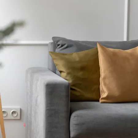 Jasne Studia Very Berry W Centrum Poznania By Renters