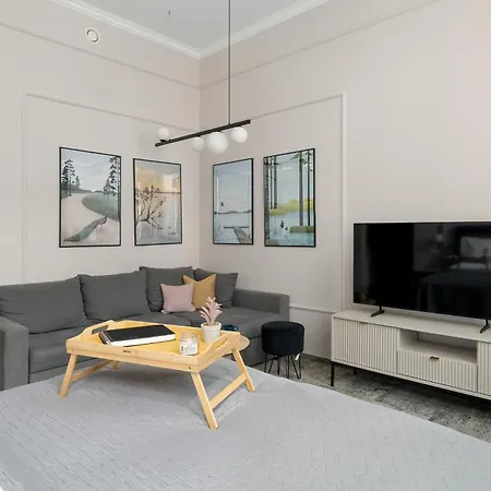 Jasne Studia Very Berry W Centrum Poznania By Renters