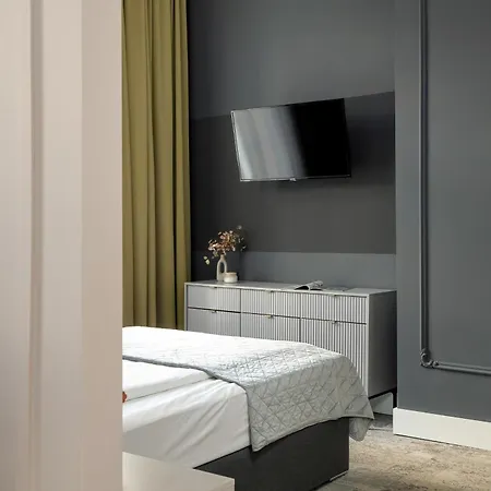 Jasne Studia Very Berry W Centrum Poznania By Renters Апартаменты