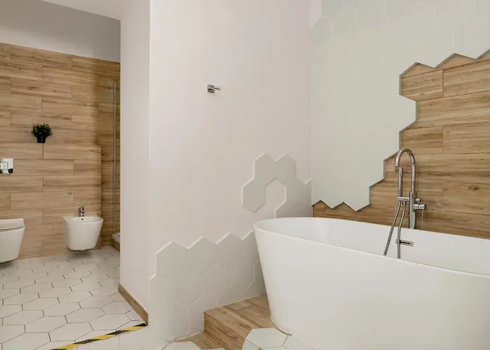 Jasne Studia Very Berry W Centrum Poznania By Renters Posen